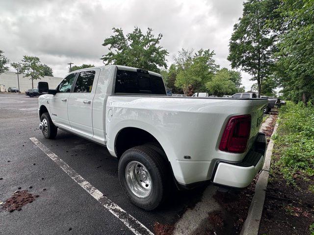 2026 Ram 3500 Laramie Mega Cab 4x4 64 Box