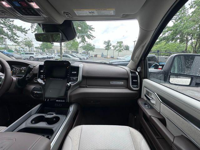 2026 Ram 3500 Laramie Mega Cab 4x4 64 Box
