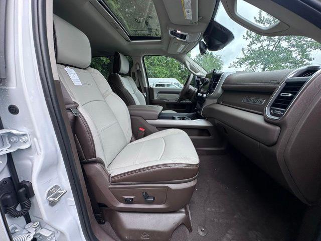 2026 Ram 3500 Laramie Mega Cab 4x4 64 Box