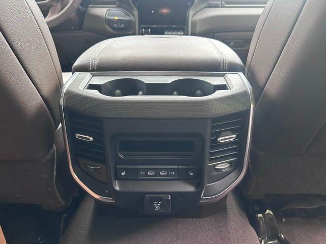 2026 Ram 3500 Laramie Mega Cab 4x4 64 Box