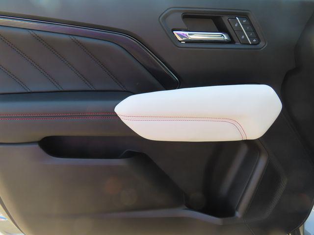 2023 GMC Canyon 4WD Crew Cab Short Box AT4X