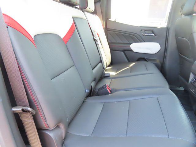 2023 GMC Canyon 4WD Crew Cab Short Box AT4X
