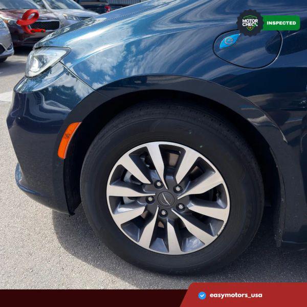 2021 Chrysler Pacifica Hybrid Touring L