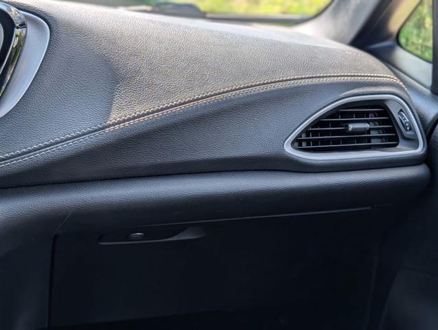 2024 Chrysler Pacifica Hybrid S Appearance Pkg