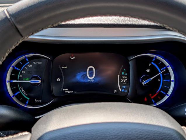 2024 Chrysler Pacifica Hybrid S Appearance Pkg