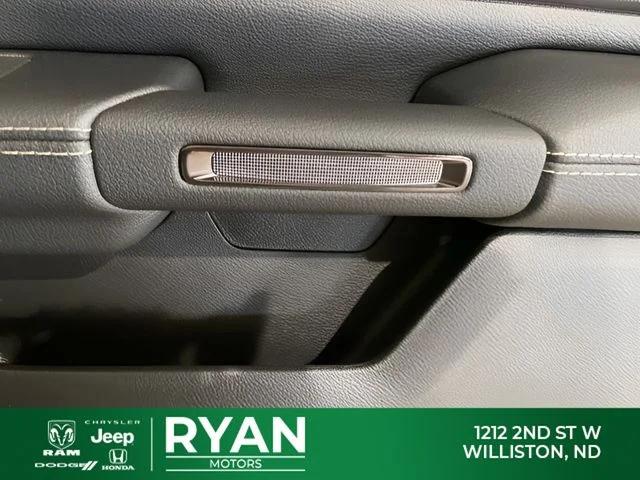2026 Ram 1500 Rebel Crew Cab 4x4 5'7" Box