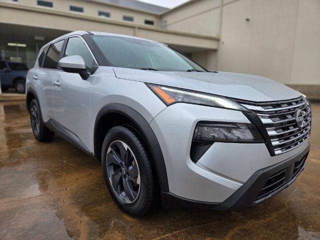 2025 Nissan Rogue SV FWD