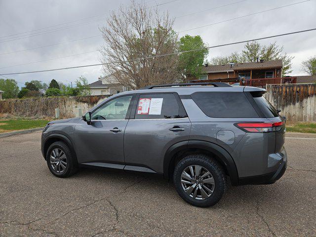 2025 Nissan Pathfinder SV 4WD