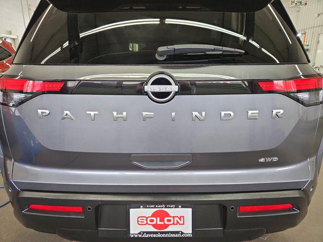 2025 Nissan Pathfinder SV 4WD