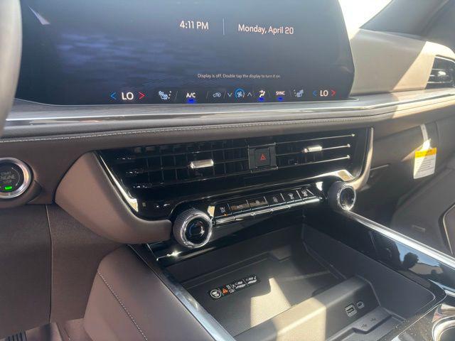 2026 Chevrolet Suburban LT, 4WD
