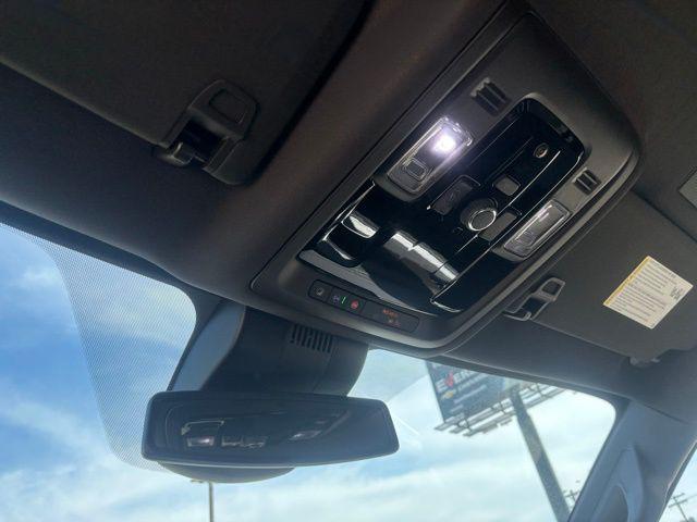 2026 Chevrolet Suburban LT, 4WD
