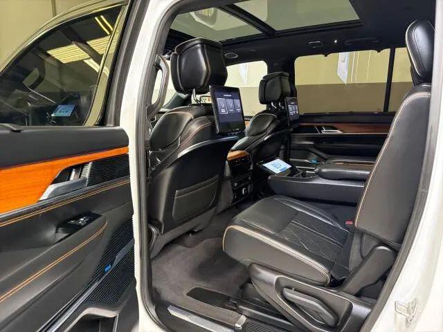 2022 Jeep Grand Wagoneer Series III 4x4