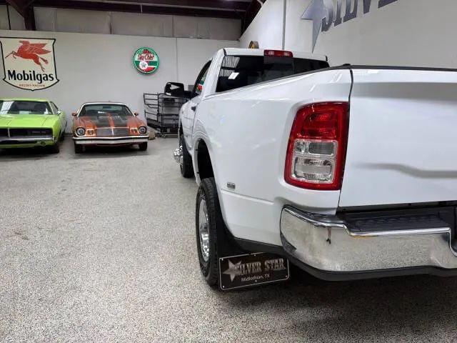 2022 Ram 3500 Tradesman Regular Cab 4x4 8' Box