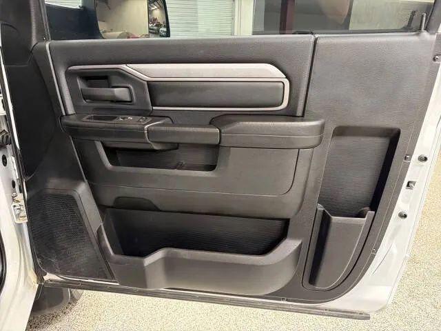 2022 Ram 3500 Tradesman Regular Cab 4x4 8' Box