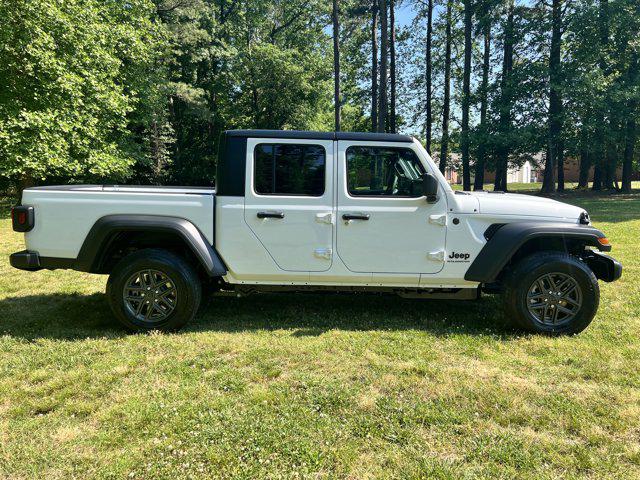 2026 Jeep Gladiator GLADIATOR SPORT S 4X4 2026 Jeep Gladiator GLADIATOR SPORT S 4X4