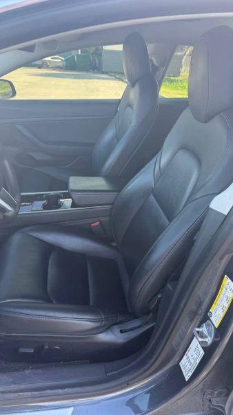 2020 Tesla Model 3 Standard Range Rear-Wheel Drive