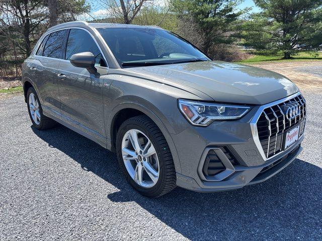 2022 Audi Q3 Premium Plus 45 TFSI S line quattro Tiptronic