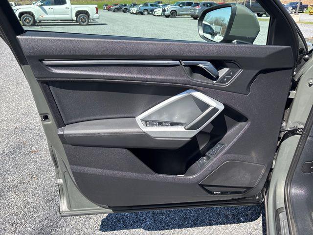 2022 Audi Q3 Premium Plus 45 TFSI S line quattro Tiptronic