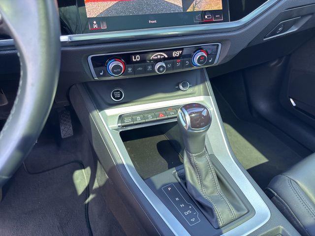 2022 Audi Q3 Premium Plus 45 TFSI S line quattro Tiptronic