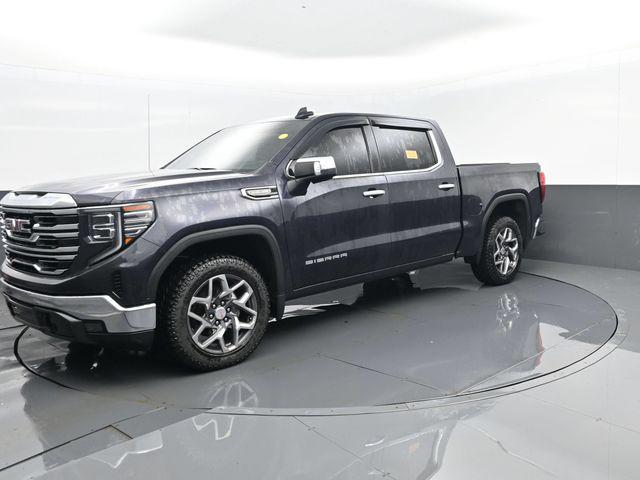 2022 GMC Sierra 1500 4WD Crew Cab Short Box SLT for sale in Grafton, WV