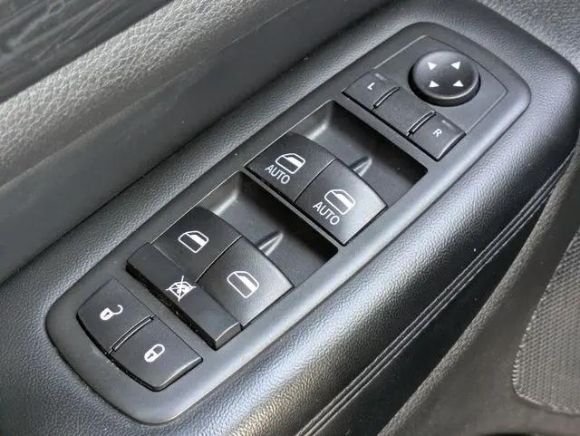 2020 Jeep Grand Cherokee Laredo E 4x4