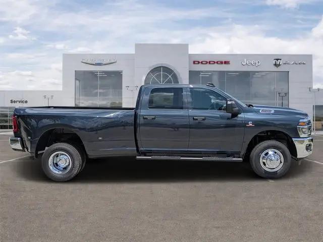 2026 Ram 3500 Tradesman Crew Cab 4x4 8' Box