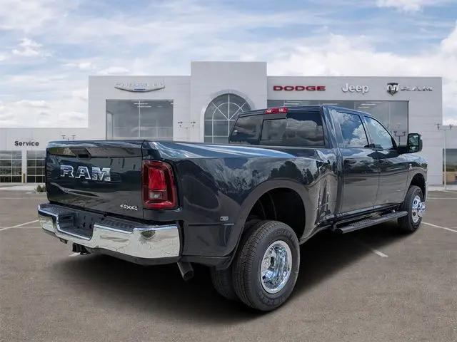 2026 Ram 3500 Tradesman Crew Cab 4x4 8' Box