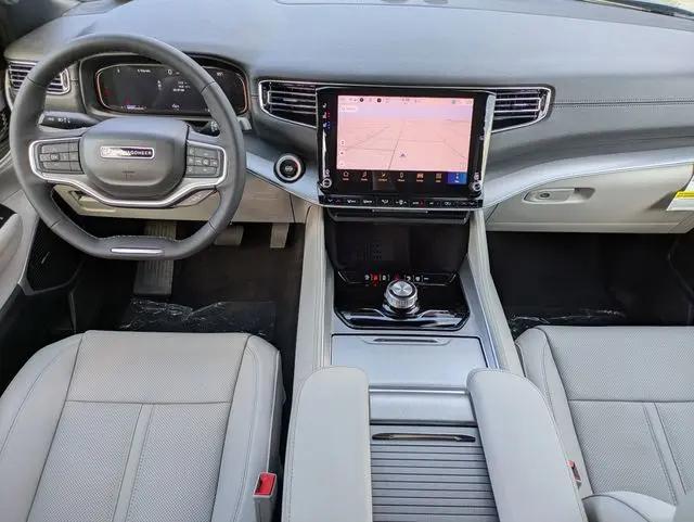 2026 Jeep Grand Wagoneer 4x2