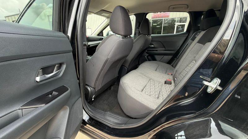 2025 Nissan Kicks SV FWD