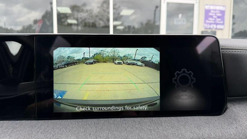 2025 Nissan Kicks SV FWD