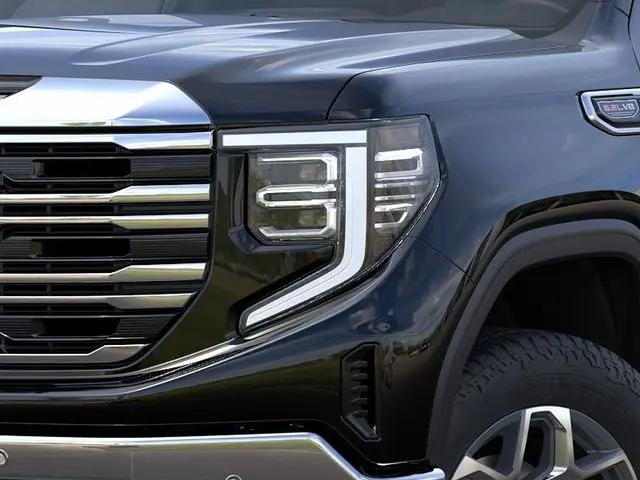 2026 GMC Sierra 1500 Crew Cab, Short Bed, SLT, 4WD