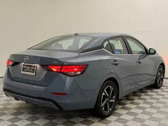 2024 Nissan Sentra SV Xtronic CVT