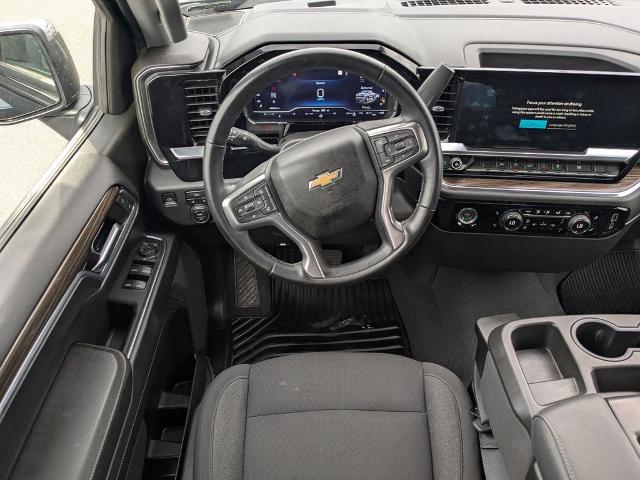 2023 Chevrolet Silverado 1500 4WD Crew Cab Short Bed LT with 2FL