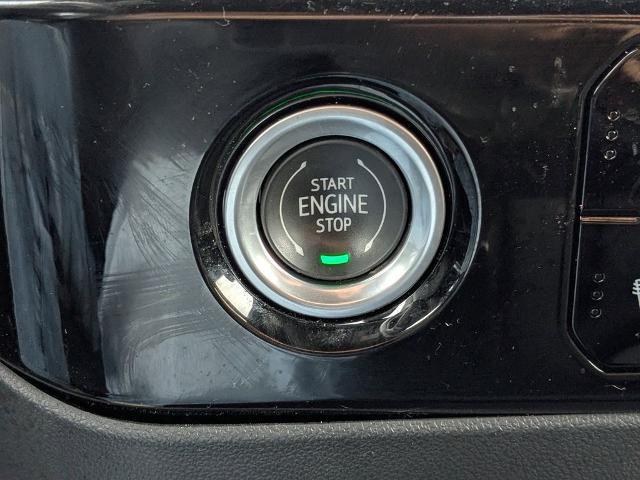 2023 Chevrolet Silverado 1500 4WD Crew Cab Short Bed LT with 2FL