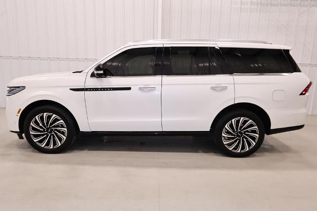 2025 Lincoln Navigator Black Label