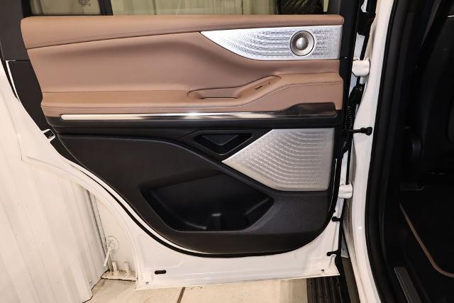 2025 Lincoln Navigator Black Label