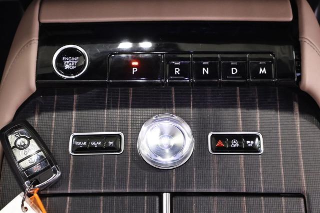 2025 Lincoln Navigator Black Label