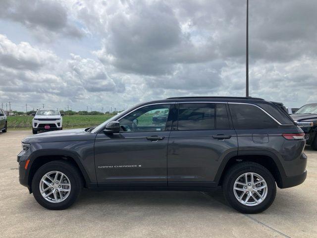 2025 Jeep Grand Cherokee Laredo X 4x2