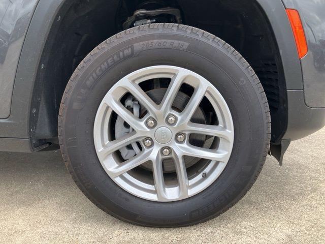 2025 Jeep Grand Cherokee Laredo X 4x2