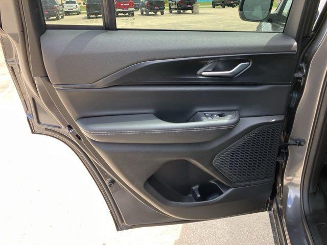 2025 Jeep Grand Cherokee Laredo X 4x2