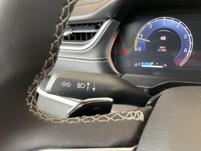 2025 Jeep Grand Cherokee Laredo X 4x2