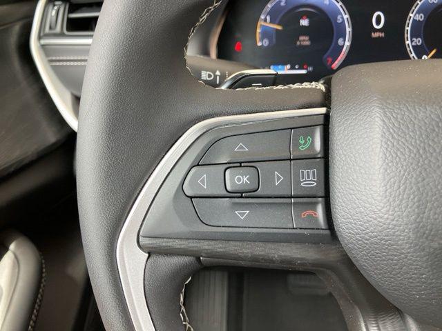 2025 Jeep Grand Cherokee Laredo X 4x2