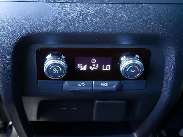 2025 GMC Acadia AWD AT4