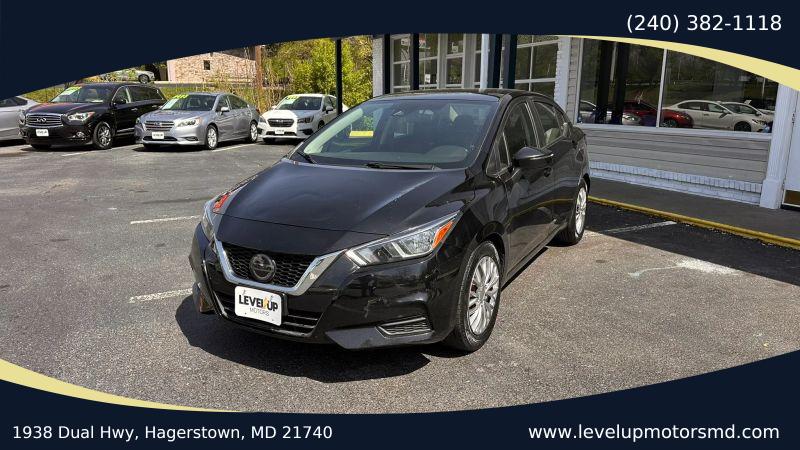 2020 Nissan Versa SV Xtronic CVT