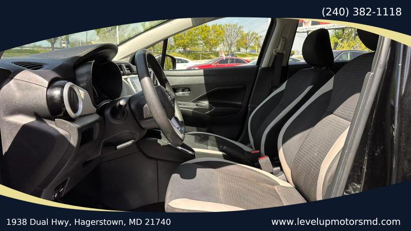 2020 Nissan Versa SV Xtronic CVT