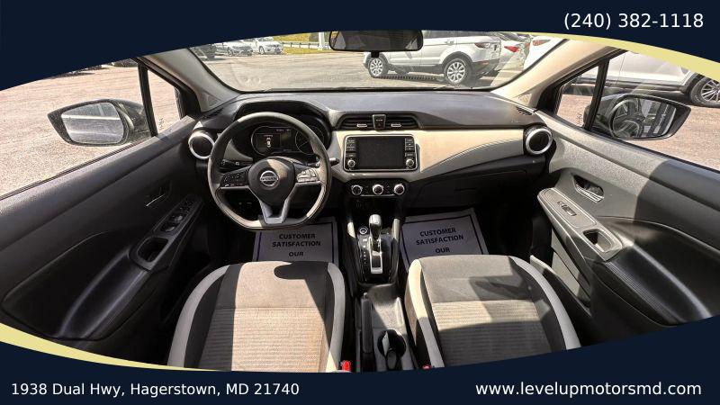 2020 Nissan Versa SV Xtronic CVT
