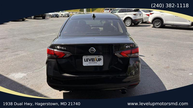 2020 Nissan Versa SV Xtronic CVT