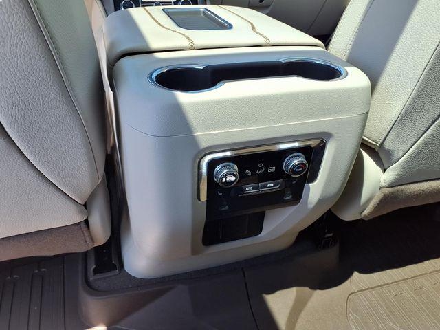 2023 GMC Yukon XL 4WD Denali