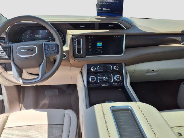 2023 GMC Yukon XL 4WD Denali