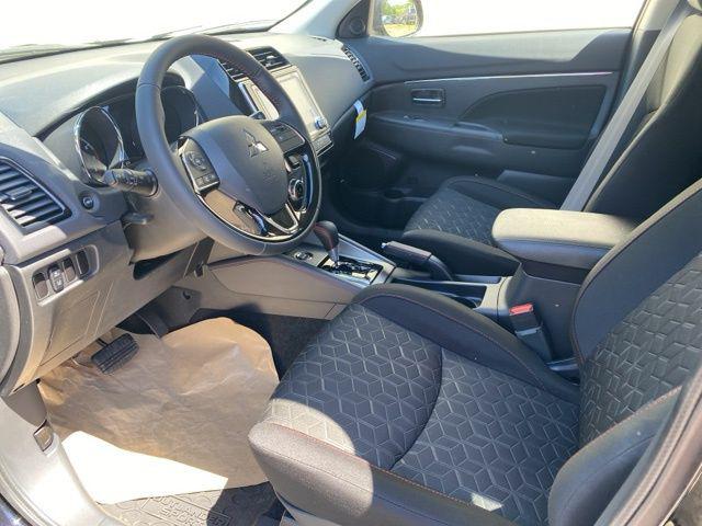 2026 Mitsubishi Outlander Sport 2.0 LE
